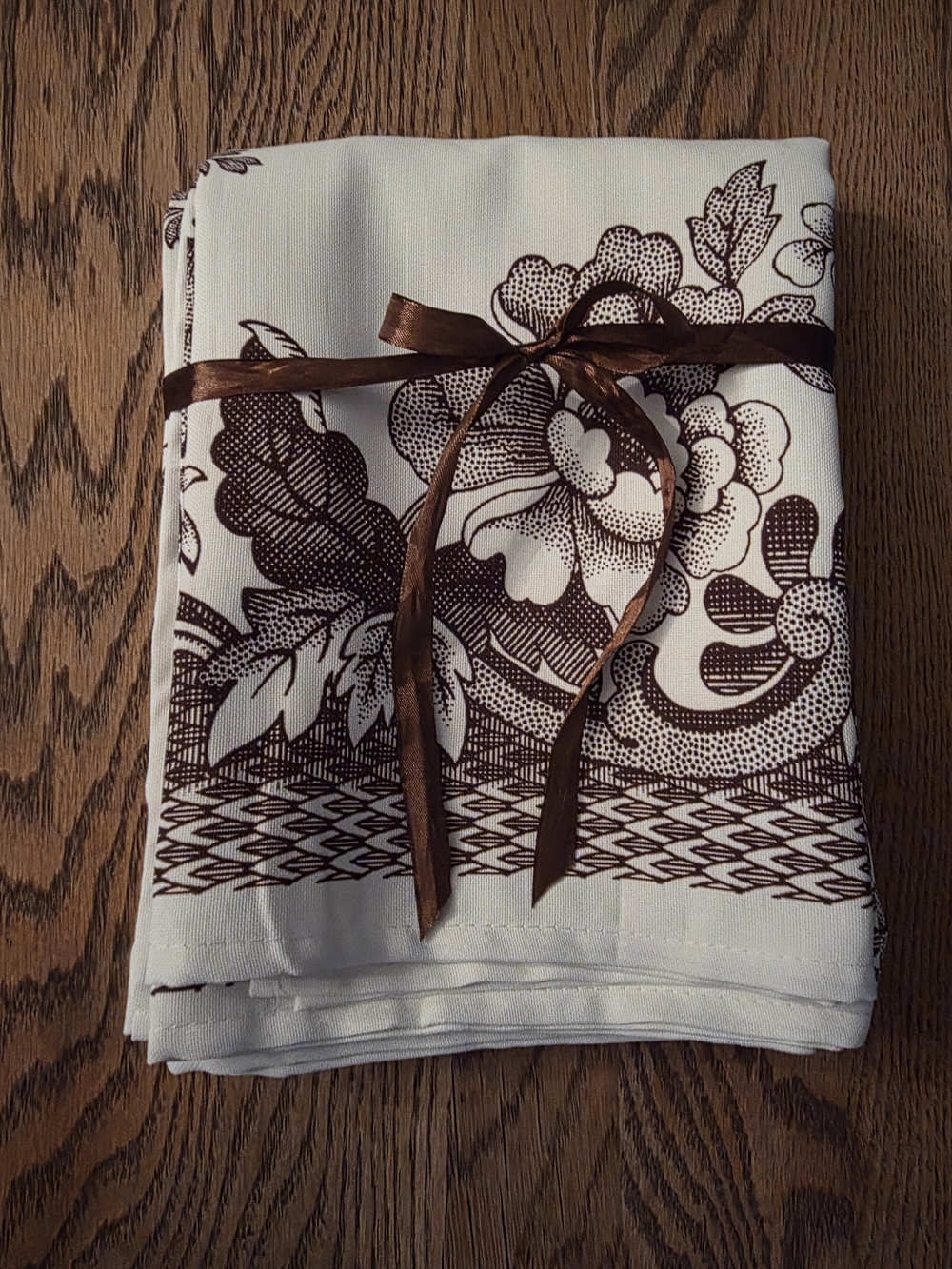 Spode Woodland Brown Floral Print Tablecloth on Cream/White 60 X 84